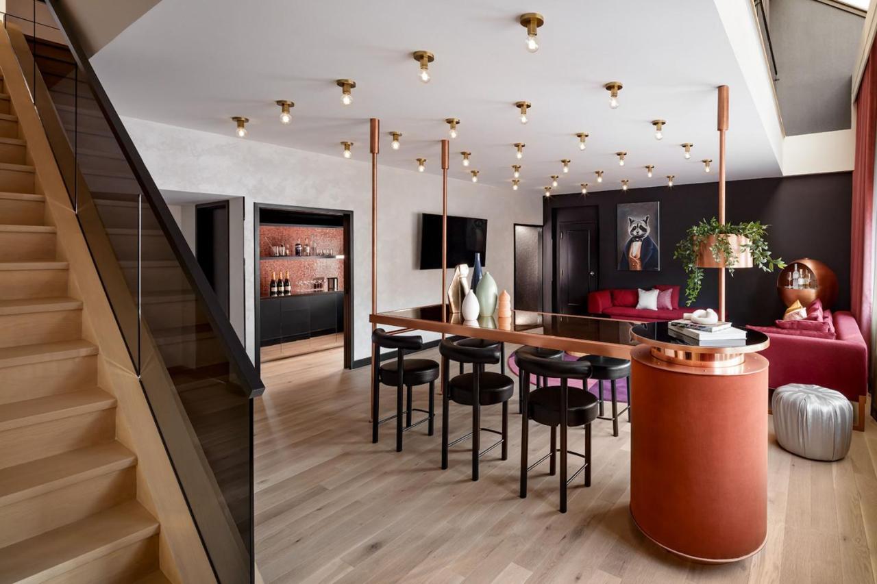 W Toronto Hotel Екстериор снимка