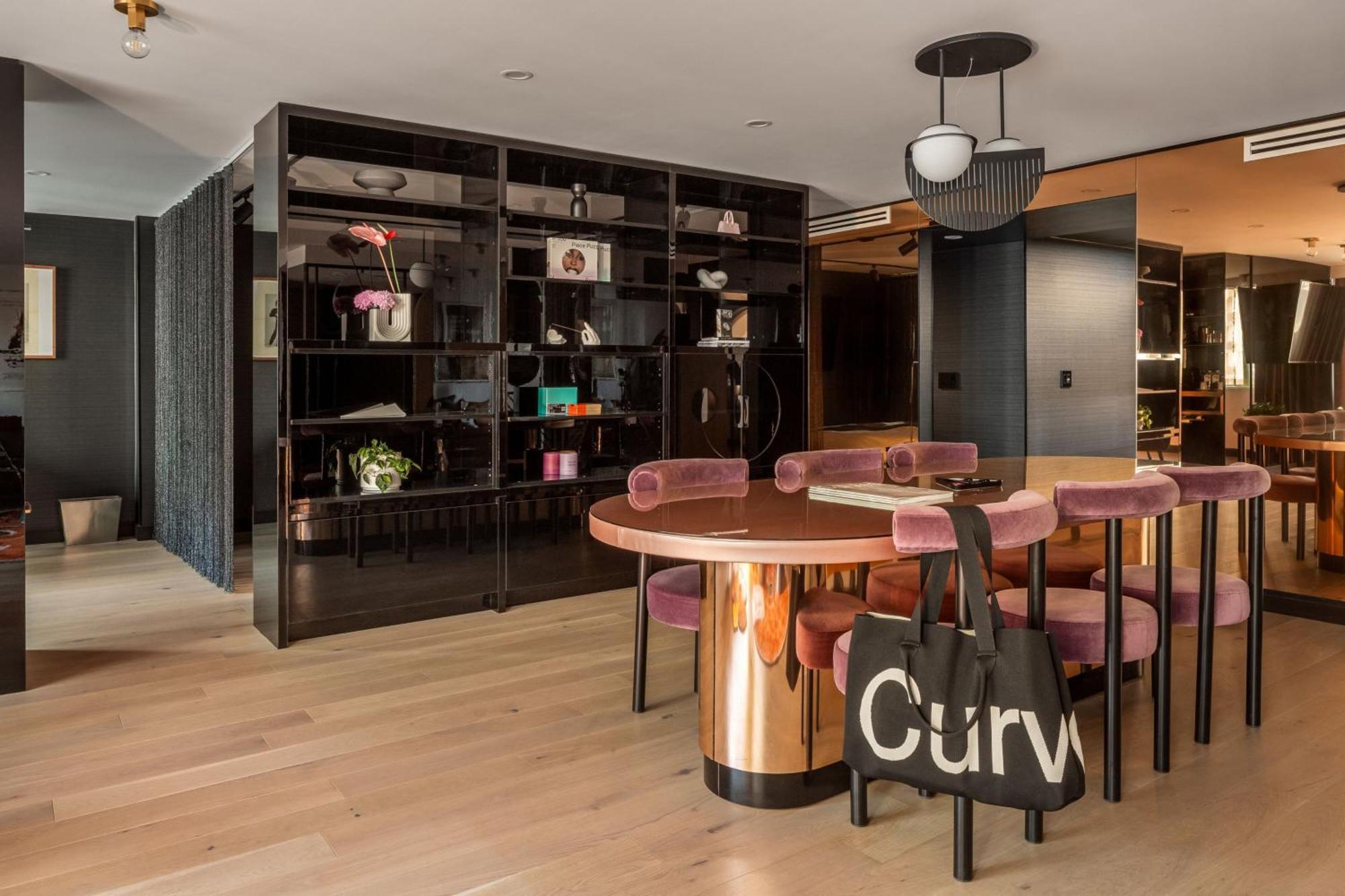 W Toronto Hotel Екстериор снимка